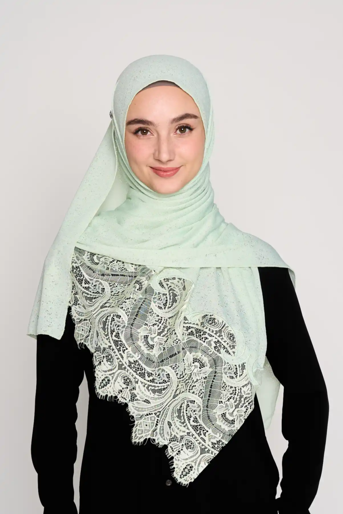 ARZU8820